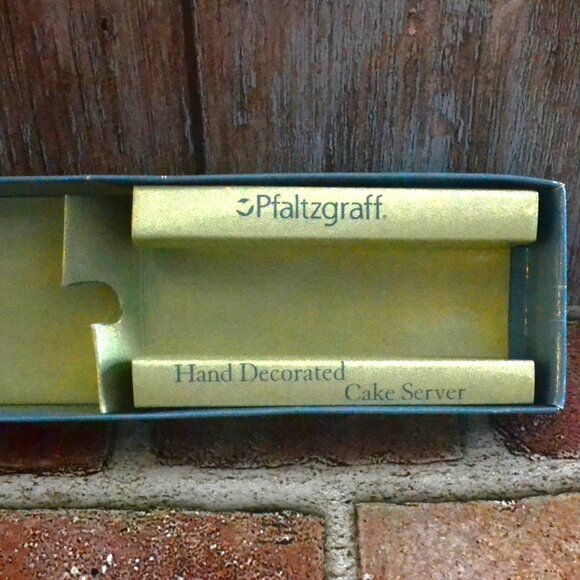Pfaltzgraff Cake Server In Original Box Never Used Villa Dellaluna Pattern - Picture 5 of 6